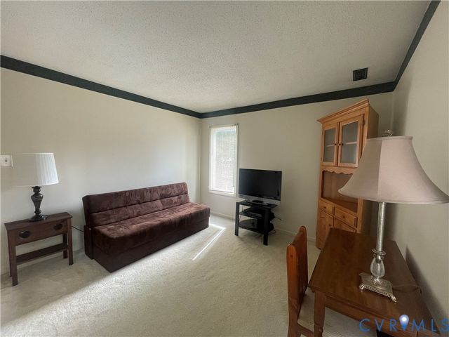 3008 W Grant St, Hopewell, VA 23860
