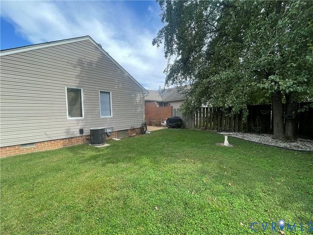 3008 W Grant St, Hopewell, VA 23860