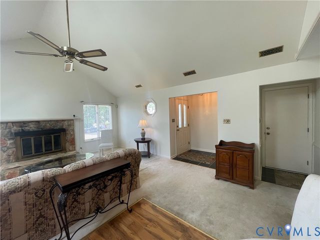 3008 W Grant St, Hopewell, VA 23860