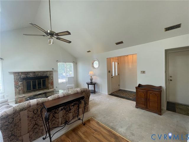 3008 W Grant St, Hopewell, VA 23860