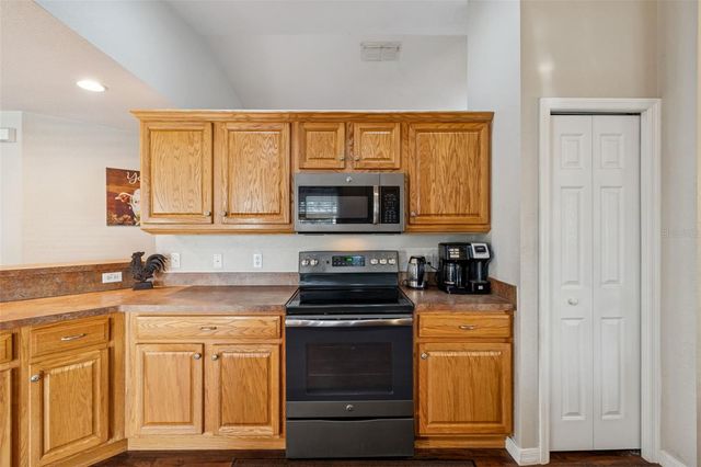 18030 BAYAMON AVENUE, Polk City, FL 33868