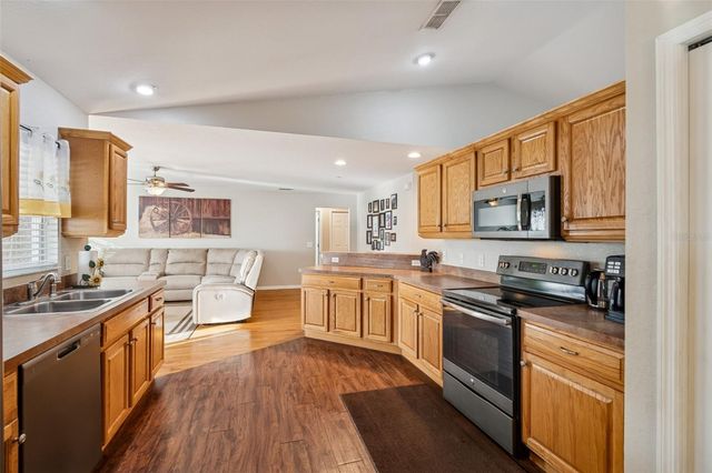 18030 BAYAMON AVENUE, Polk City, FL 33868