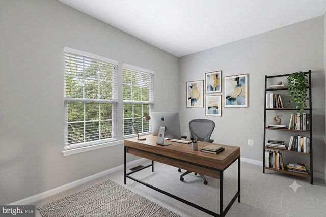 1100 WRIGHT CT, Fredericksburg, VA 22401