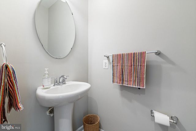 1100 WRIGHT CT, Fredericksburg, VA 22401