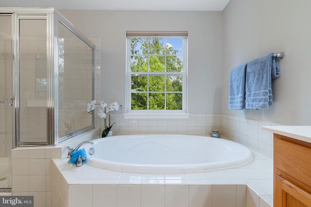 1100 WRIGHT CT, Fredericksburg, VA 22401