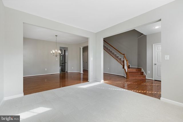1100 WRIGHT CT, Fredericksburg, VA 22401