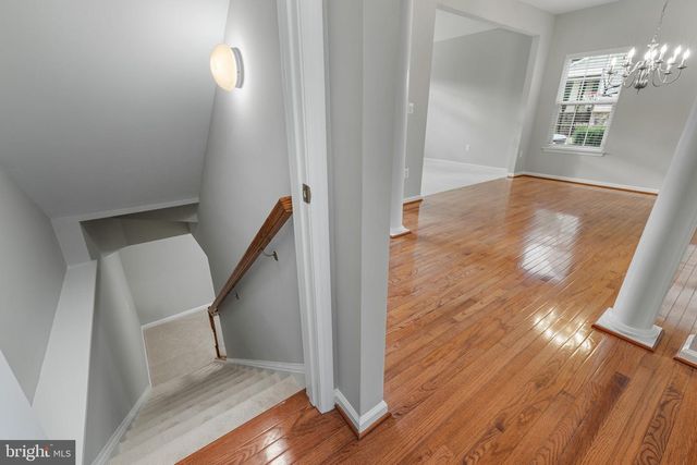 1100 WRIGHT CT, Fredericksburg, VA 22401