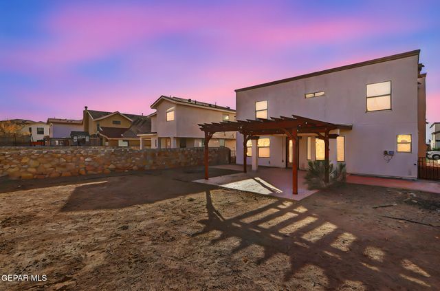 6524 Latimer Place, El Paso, TX 79932