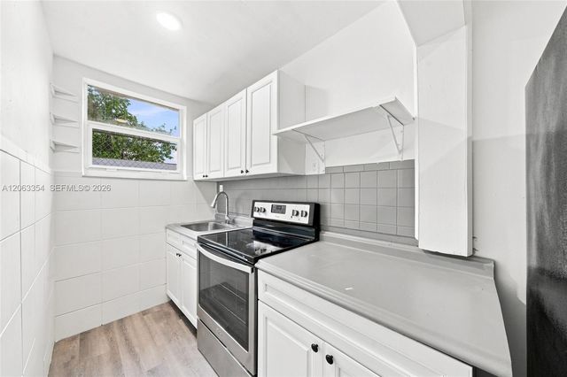 128 NW 9th Ave 4, Miami, FL 33128