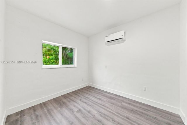 128 NW 9th Ave 4, Miami, FL 33128