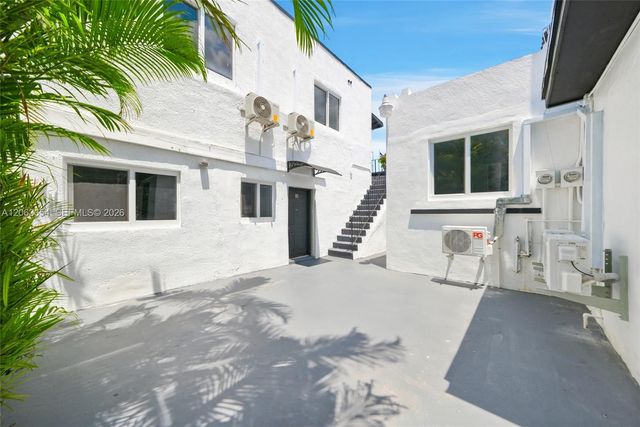 128 NW 9th Ave 4, Miami, FL 33128