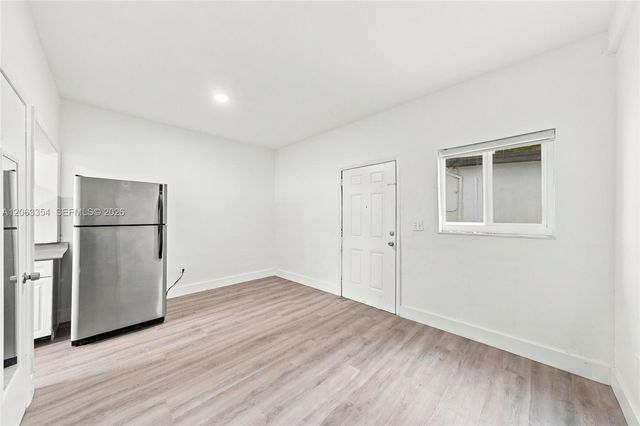 128 NW 9th Ave 4, Miami, FL 33128