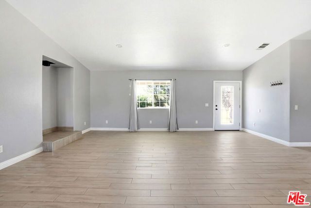 18060 Walnut Street, Hesperia, CA 92345