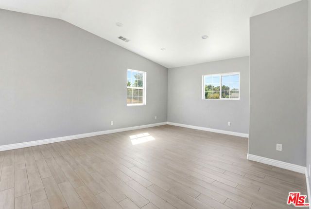 18060 Walnut Street, Hesperia, CA 92345