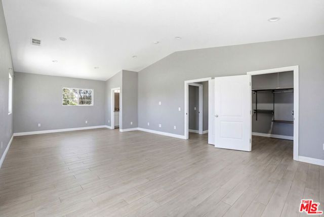 18060 Walnut Street, Hesperia, CA 92345