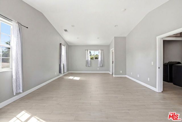 18060 Walnut Street, Hesperia, CA 92345