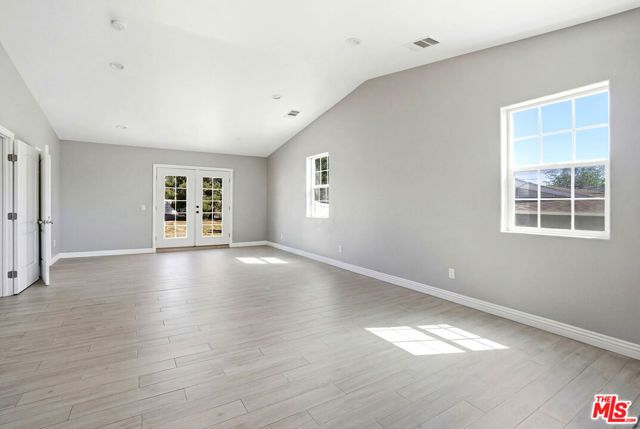 18060 Walnut Street, Hesperia, CA 92345