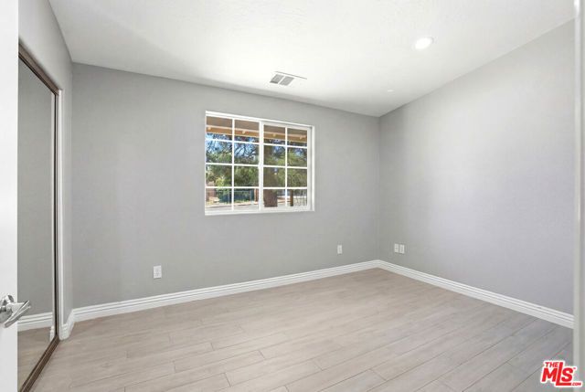 18060 Walnut Street, Hesperia, CA 92345