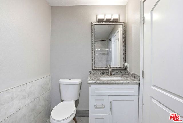 18060 Walnut Street, Hesperia, CA 92345