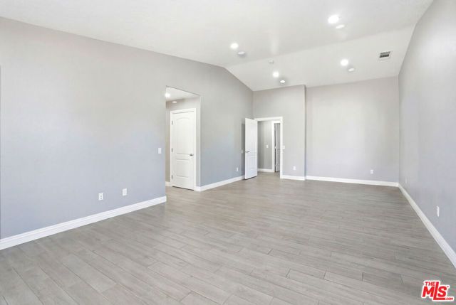 18060 Walnut Street, Hesperia, CA 92345