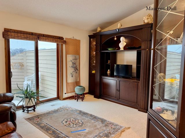1554 E Harbour Towne Circle 73, Muskegon, MI 49441