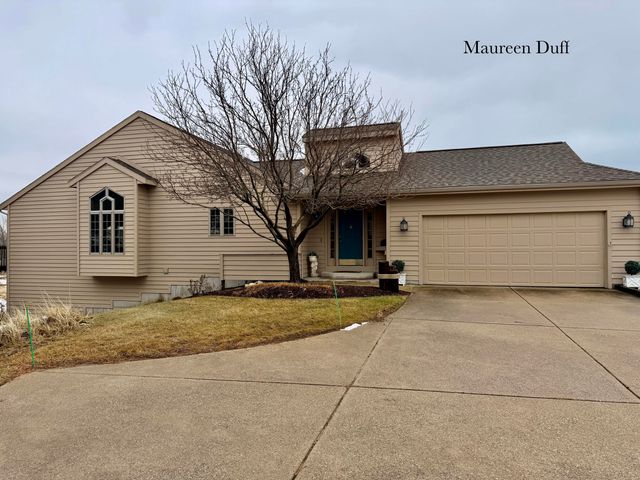 1554 E Harbour Towne Circle 73, Muskegon, MI 49441