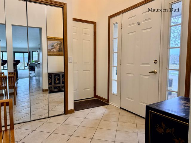 1554 E Harbour Towne Circle 73, Muskegon, MI 49441