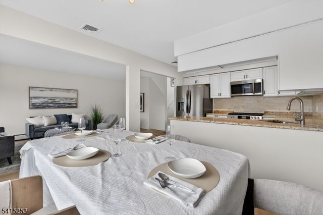 7 Hopson Ave 702, Little Falls Twp., NJ 07424