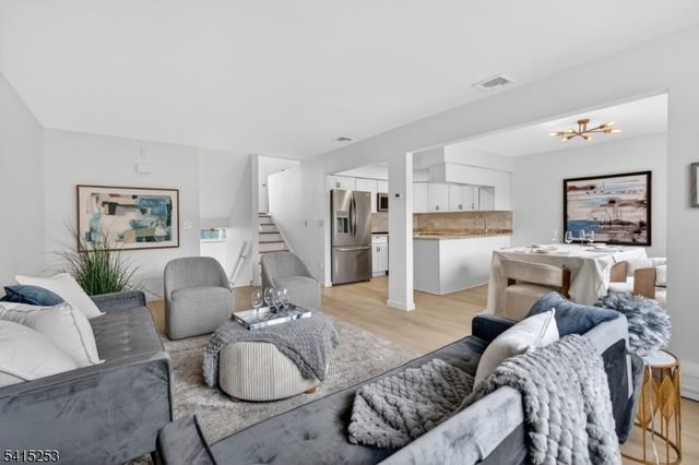 7 Hopson Ave 702, Little Falls Twp., NJ 07424