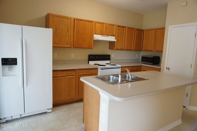 421 HONEYCOMB Way, St. Johns, FL 32259