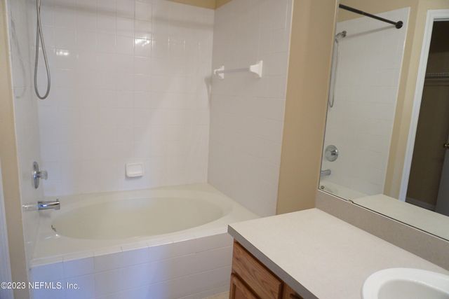 421 HONEYCOMB Way, St. Johns, FL 32259