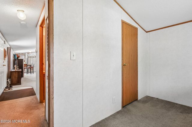 9 Kay Lane 9, Howell, NJ 07731