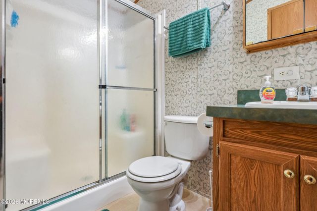 9 Kay Lane 9, Howell, NJ 07731