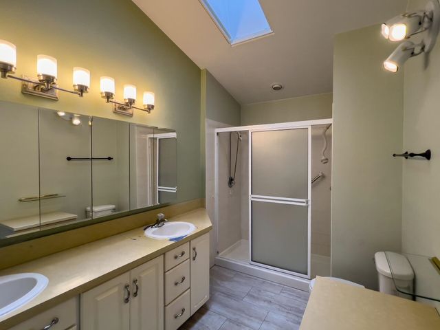 160 E 7th Ave, Colville, WA 99114