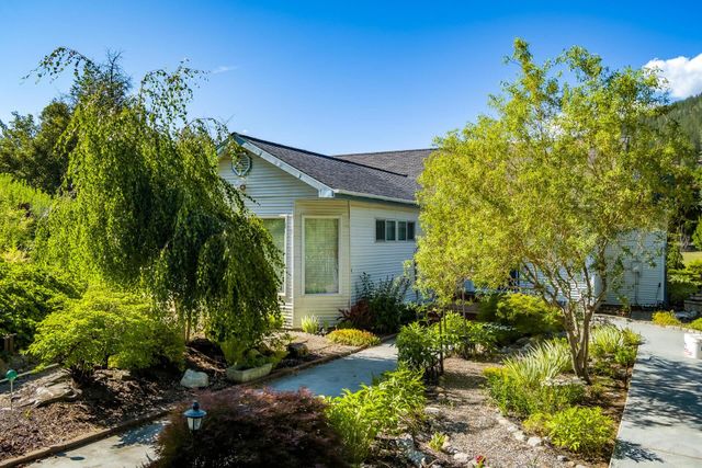 160 E 7th Ave, Colville, WA 99114