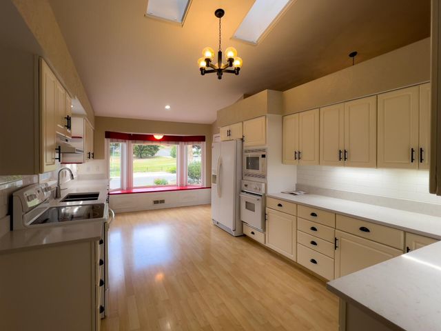 160 E 7th Ave, Colville, WA 99114