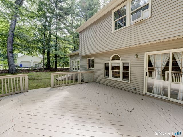 45 Wapping Wood Road, Ellington, CT 06029