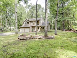 45 Wapping Wood Road, Ellington, CT 06029