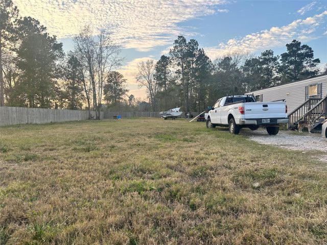 321 Road 5201, Cleveland, TX 77327