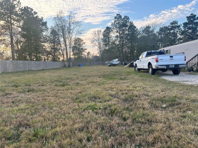 321 Road 5201, Cleveland, TX 77327