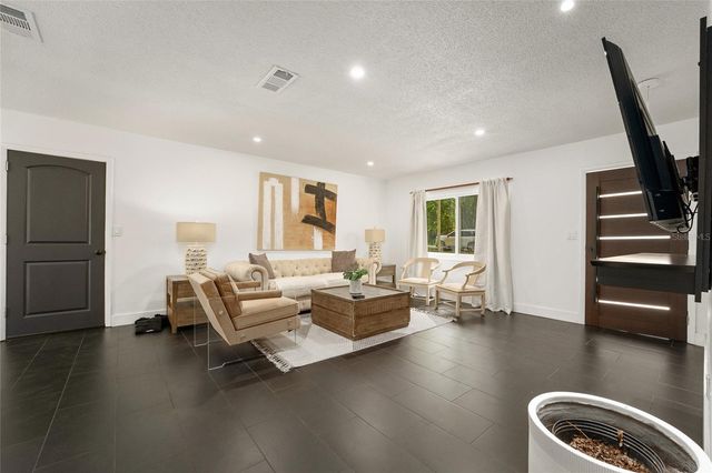 1214 NW 55TH TERRACE, Gainesville, FL 32605