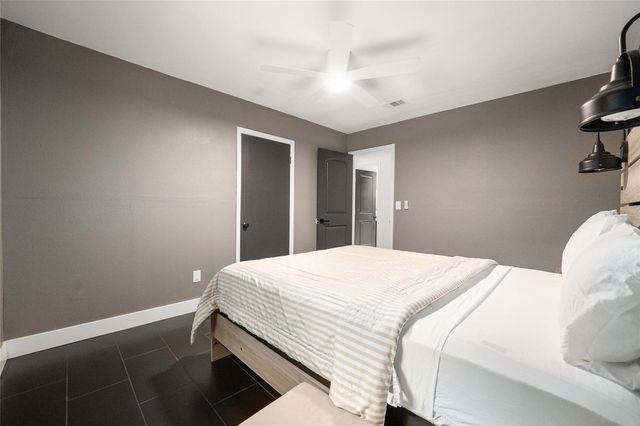 1214 NW 55TH TERRACE, Gainesville, FL 32605