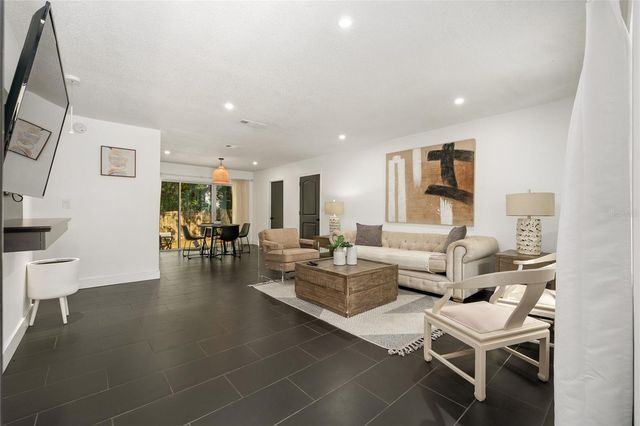 1214 NW 55TH TERRACE, Gainesville, FL 32605