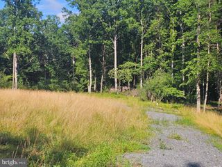 609 RUPPENTHAL, Berkeley Springs, WV 25411