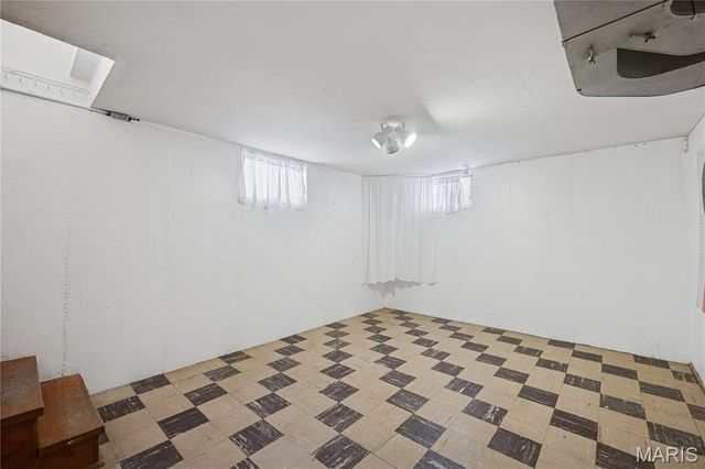 5701 Arthur Avenue, St Louis, MO 63139