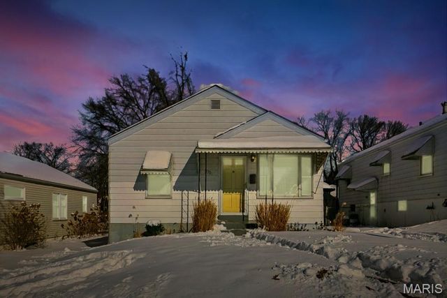 5701 Arthur Avenue, St Louis, MO 63139