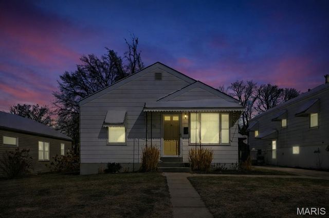 5701 Arthur Avenue, St Louis, MO 63139