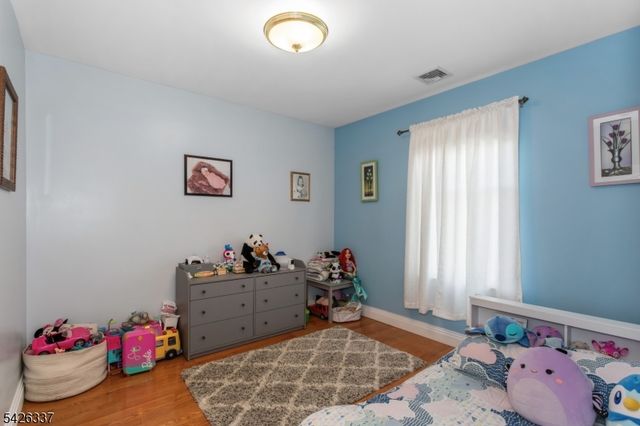 71 Parker Ave, Hawthorne Boro, NJ 07506