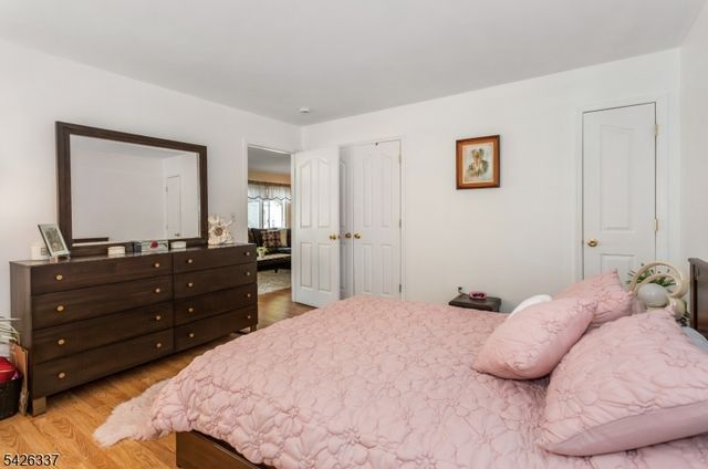 71 Parker Ave, Hawthorne Boro, NJ 07506