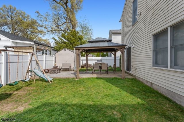 71 Parker Ave, Hawthorne Boro, NJ 07506